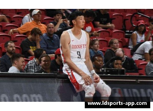 NBA记者袁方：专访球场内外的精彩瞬间