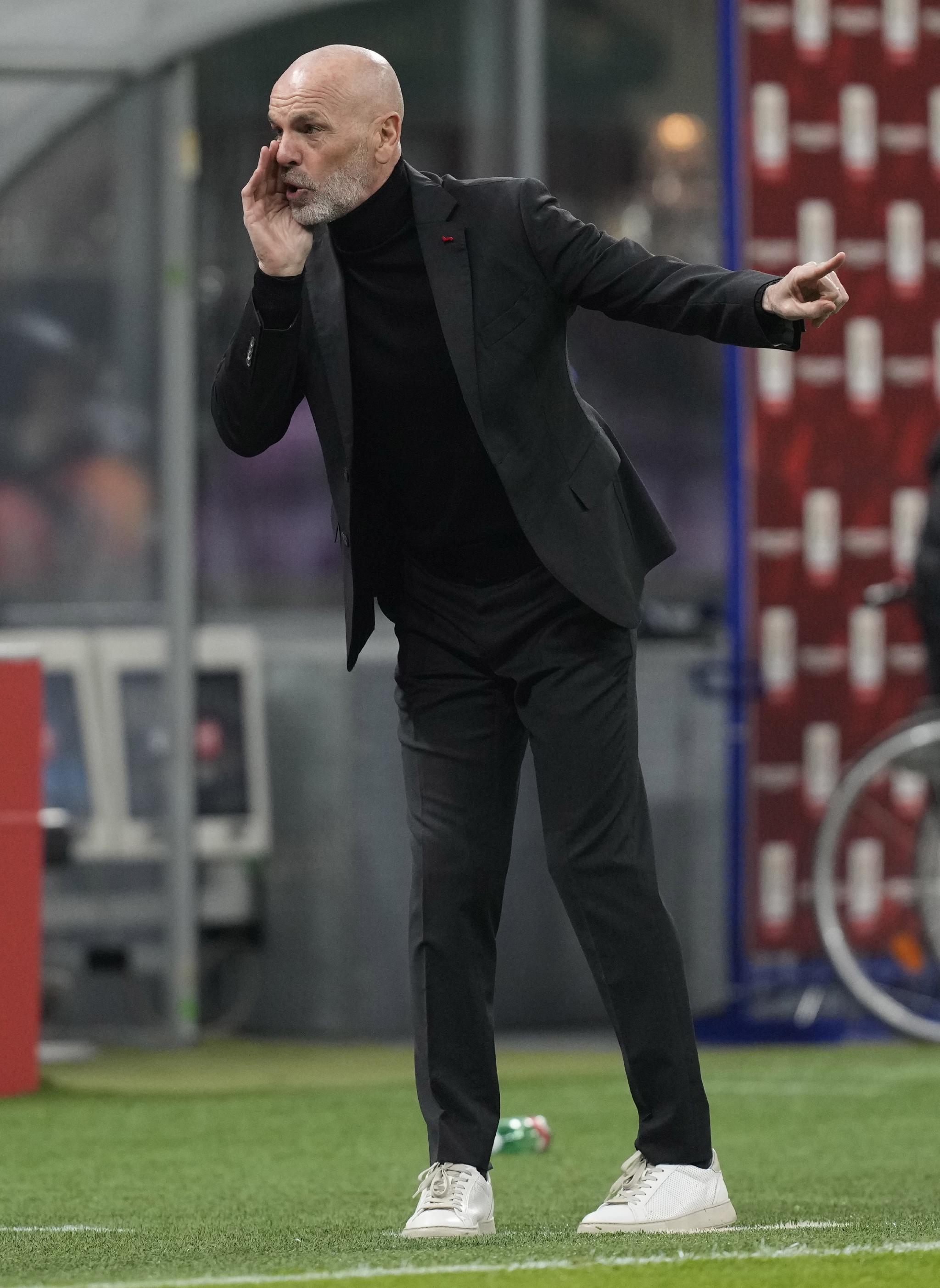 乐动官方网站-今夜广州队调整名单以备意大利杯，再遭质疑环节打磨，更衣室稳定，心理建设被强调的简单介绍